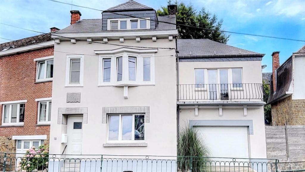 Rue du Bocq 1 A, Yvoir, 5530, Belgium