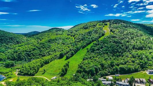 22  Rue des Condos, Lac-Sainte-Marie, Quebec J0X 1Z0, Canadá