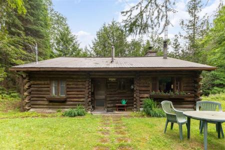 1145  Ch. d'Inlet, Quebec J8L 2W8, Canada