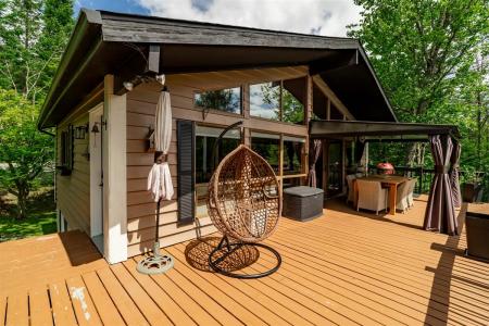16 Rue Corbeil, Morin-Heights, Квебек J0R 1H0, Канада