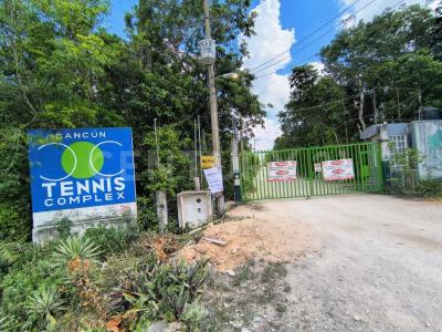 spm 130 mza 07 Lote 462 Calle S/N Fraccionamiento Bosques del Caribe lote 462,, Cancún/Benito Juárez, Quintana Roo 77540, Mexico