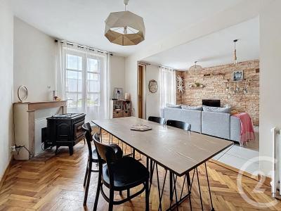 Mozac, Auvergne 63200, France