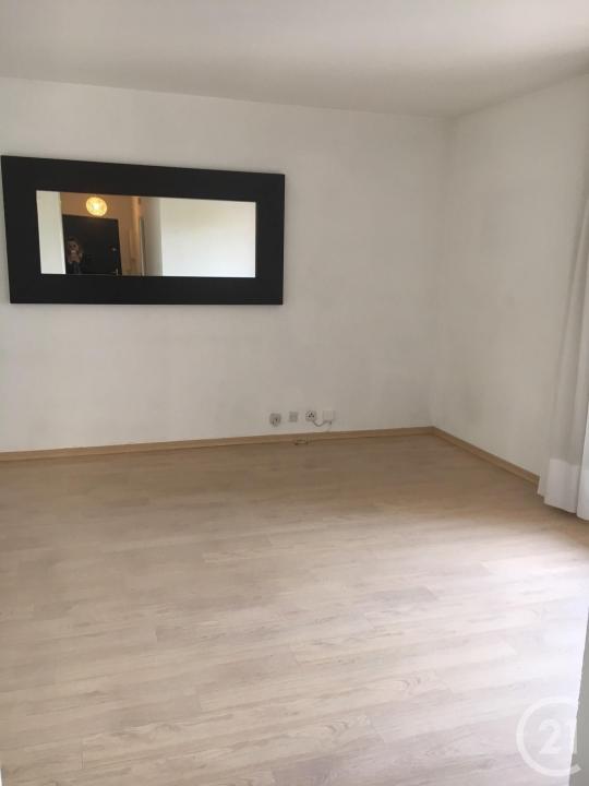 Sartrouville, Île-de-France 78500, アキタン