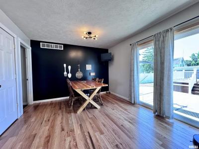 590 W Gridley Street, Bushnell, Иллинойс 61422, Соединенные Штаты