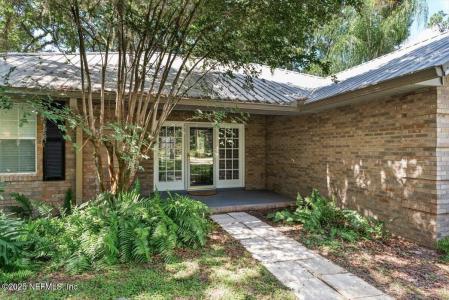101 ROBERTS Court, Palatka, Florida 32177
