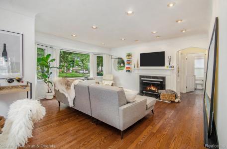 2313 Elmhurst Avenue, Royal Oak, Michigan 48073, Estados Unidos