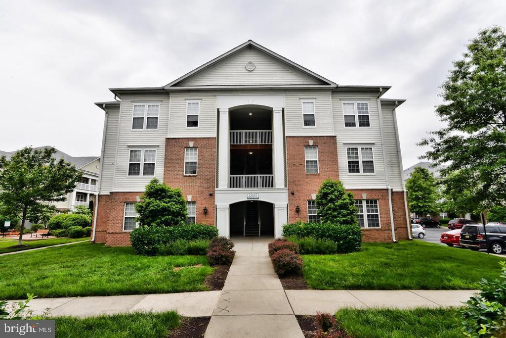 22687 Blue Elder Terrace , 104, Brambleton, Virginia 20148, Estados Unidos