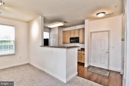 22687 Blue Elder Terrace , 104, Brambleton, Virginia 20148, Estados Unidos