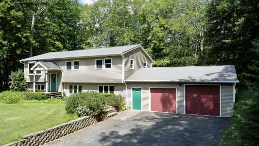 107 Tonche Terrace, Shokan, NY 12481, USA