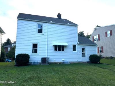 1728 Almond Street, Williamsport, Pennsylvania 17701, USA