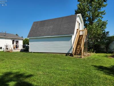 239 Spring Crest, Marblehead, Ohio 43440, USA