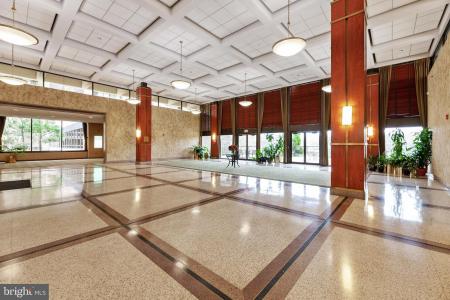 5505 Seminary Road Unit# 1707N, Falls Church, 버지니아 22041, 미국