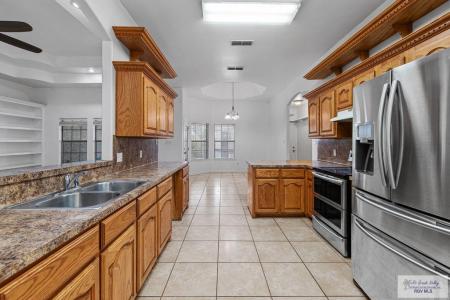 330 Hunters Ridge, San Benito, Texas 78586, Estados Unidos