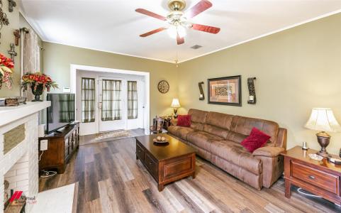 631 Gladstone Boulevard, Shreveport, Louisiana 71104
