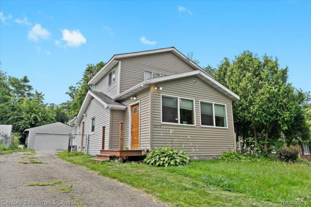 10274 9 Mile Road, Green Oak Township, Michigan 48189