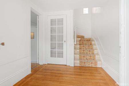 87 Whittier, San Francisco, Californie 94112, États-Unis