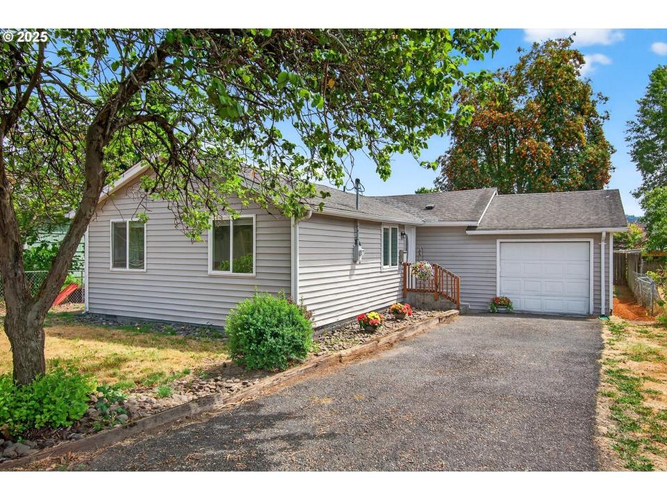 1302 Pacific Ave, Kelso, Washington 98626, Estados Unidos