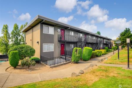 1102 S 27th Unit #C302, Tacoma, ワシントン 98409, アメリカ合衆国