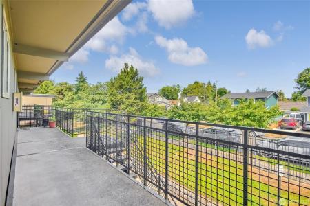 1102 S 27th Unit #C302, Tacoma, ワシントン 98409, アメリカ合衆国
