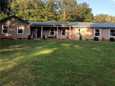 4012 State Rt 34, Winfield, WV 25213, USA