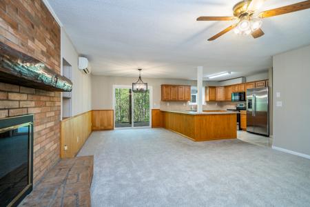 145 Jeter Mountain Road, Hendersonville, Caroline Du Nord 28739, États-Unis