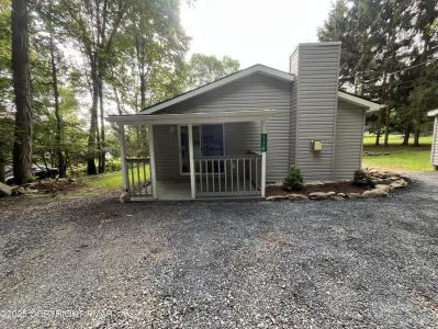 114 Shady Lane, East Stroudsburg, Pennsylvania 18302, USA