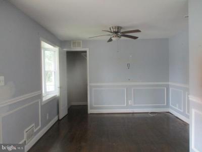 911 Meadowbrook Road, Glen Burnie, Maryland 21061, USA