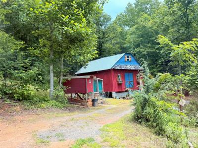 1318 Laughter Road, Mill Spring, Caroline Du Nord 28756, États-Unis