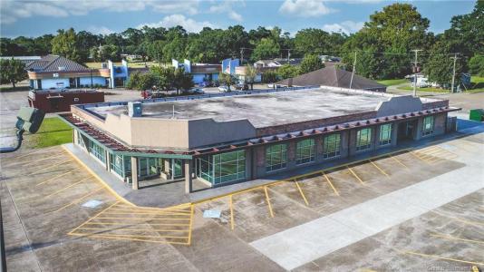 3221 Ryan Street, Lake Charles, 路易西安纳州 70601, 美国