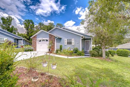 5912 Newberry Court, Zephyrhills, Florida 33542