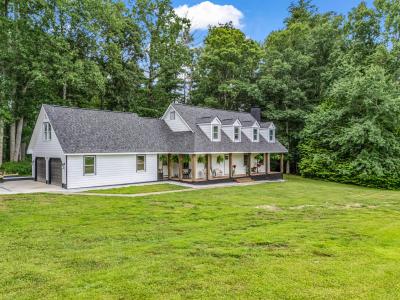 213 Raintree Drive, Hendersonville, Carolina Do Norte 28791, Estados Unidos