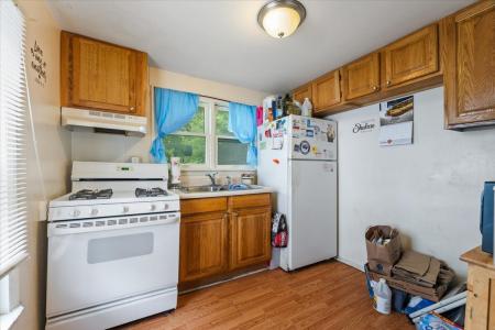 808 Gillette Avenue, Aurora, Illinois 60506