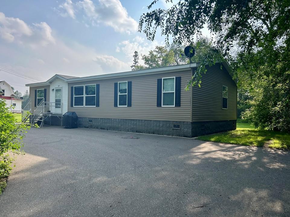 103 2nd Street N, Deer Creek, Minnesota 56527, Estados Unidos