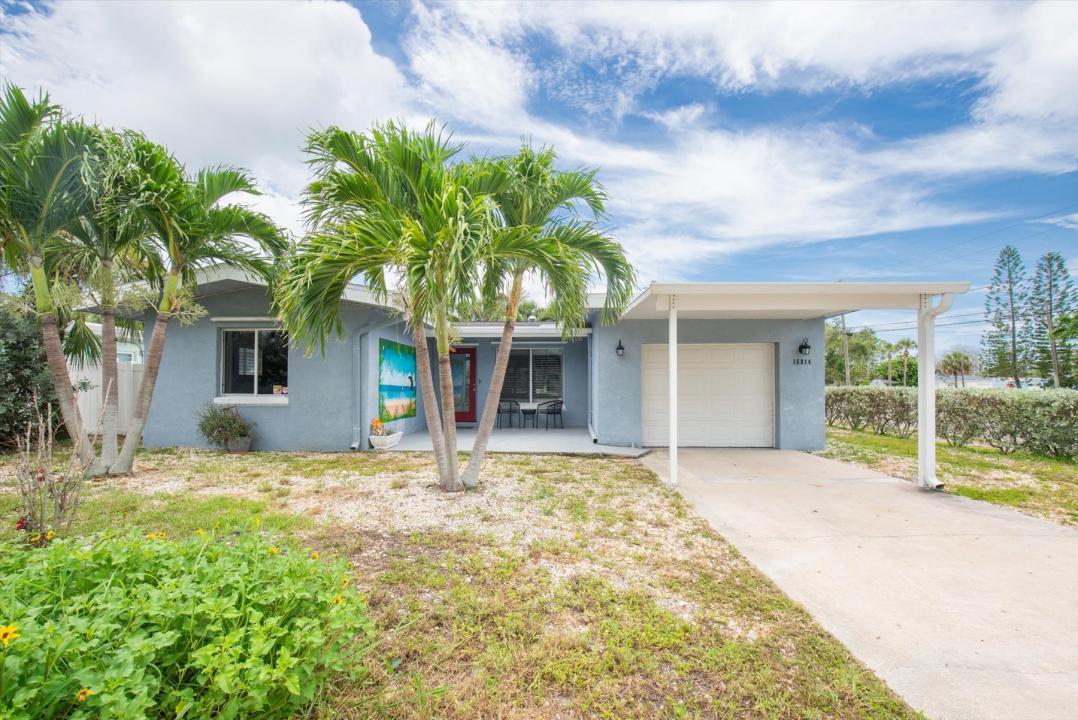 15814 3rd St E, Redington Beach, Florida 33708