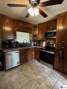 128 Elm Street, Campbellsville, 肯塔基州 42718, 美国