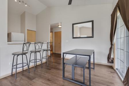 2125 Silverstone Dr, Carpentersville, 伊利諾州 60110, 美國