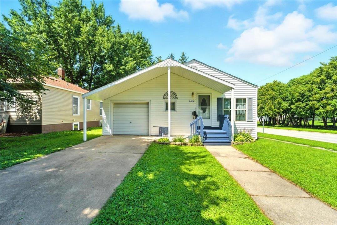 300 SE 6th Avenue, Oelwein, 愛荷華州 50662, 美國
