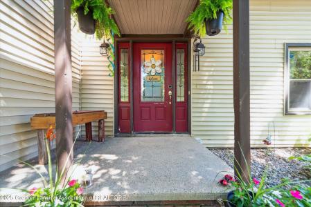 8652 W Pierce Road, Sumner, Michigan 48889, USA