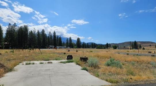17406 Possum Way, Weed, California 96094, Estados Unidos