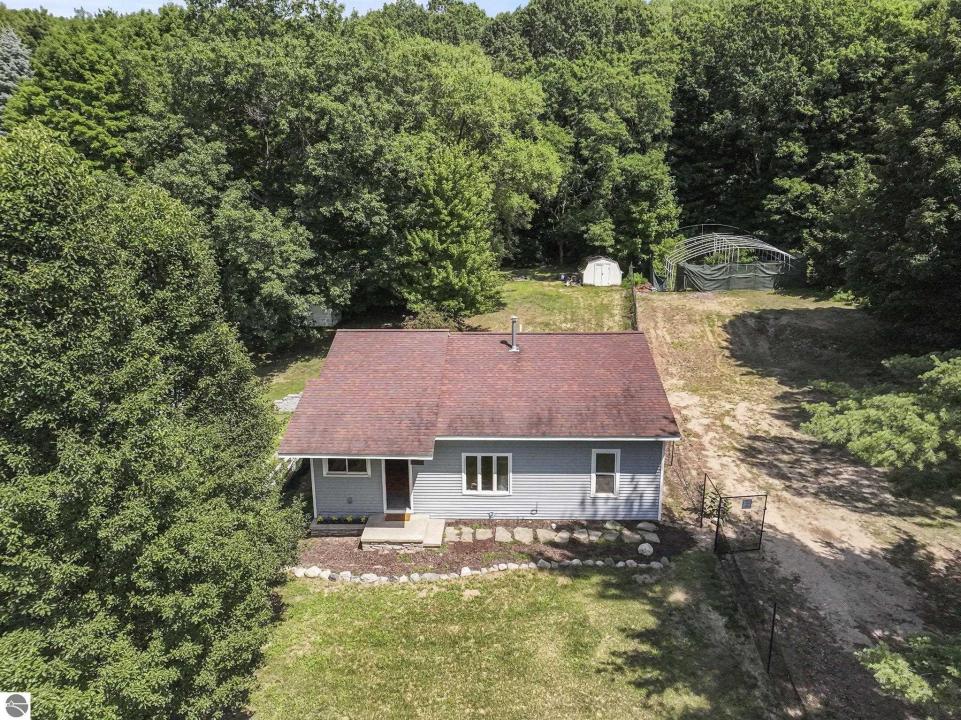 3760 Five Mile Road, Traverse City, Michigan 49686, HOA KỲ