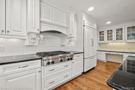 46141 Pickford Street, Northville, Michigan 48168, Amerika Birleşik Devletleri