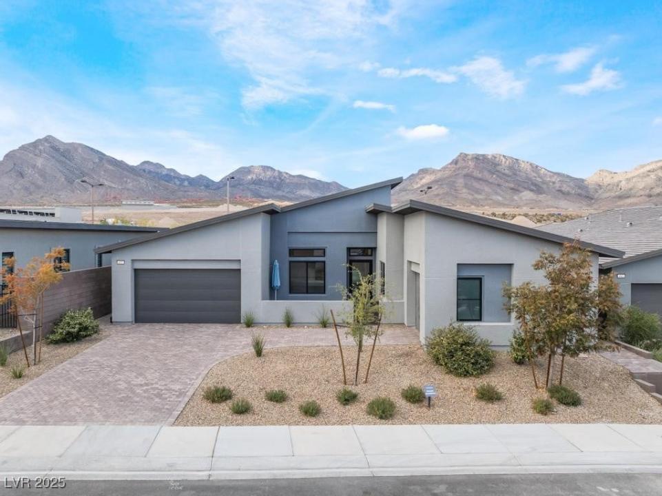 477 Highview Ridge Avenue, Las Vegas, Nevada 89138