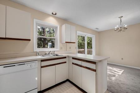 1002 Whalley Avenue APT G, New Haven, Connecticut 06515, USA