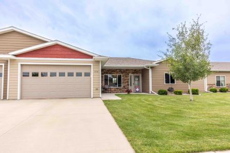 1716 Miller Lane, Aberdeen, SD 57401, USA