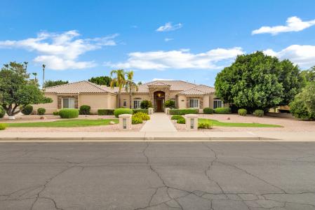 3819 E. Ivyglen St., Mesa, Arizona 85205, USA