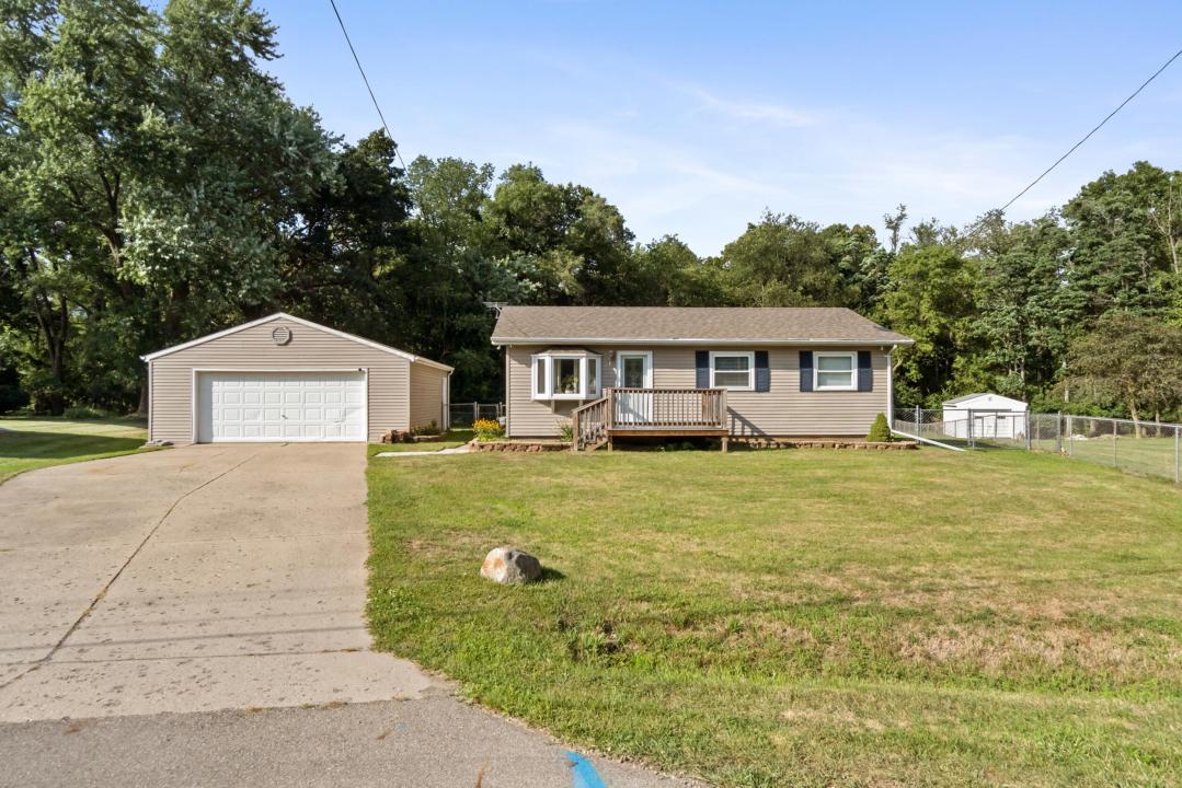 1308 W Southfield Drive, Jackson, Michigan 49203