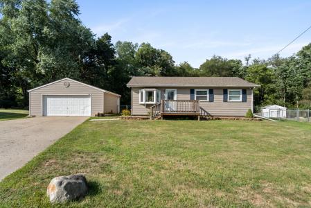 1308 W Southfield Drive, Jackson, Michigan 49203