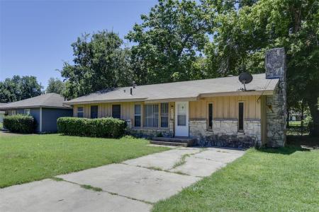 607 N Wood Street, Cleburne, Texas 76033, Stati Uniti