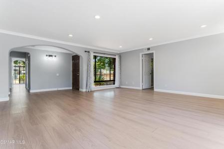 17220 Rinaldi Street, Granada Hills, 加利福尼亚州 91344, 美国