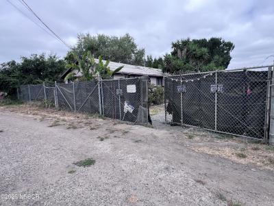 413 West, Santa Maria, Kalifornien 93458, USA